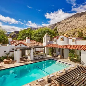 https://andalusian-court.palm-springs-ca-hotels.com